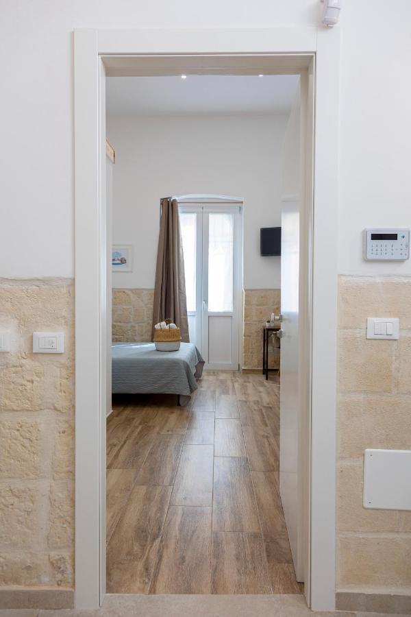 ホテル Apulian House ブリンディジ エクステリア 写真