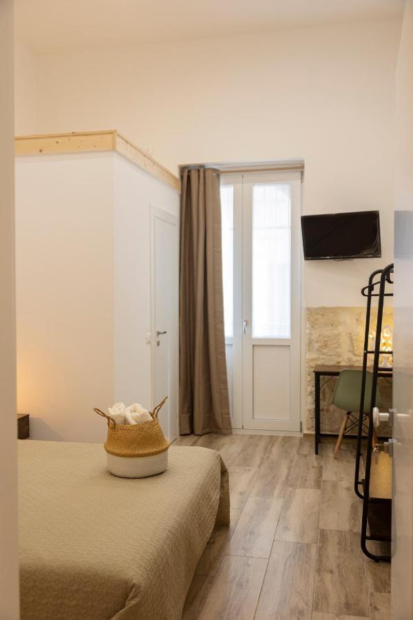 ホテル Apulian House ブリンディジ エクステリア 写真