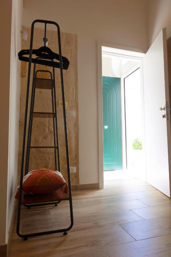 ホテル Apulian House ブリンディジ エクステリア 写真
